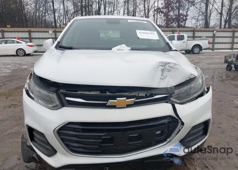 2017 Chevrolet Trax Ls z USA, uszkodzony, nr VIN KL7CJKSB3HB116293